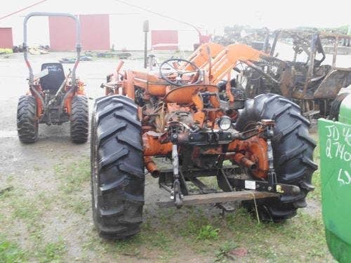 Used Allis Chalmers D14 Tractor parts.