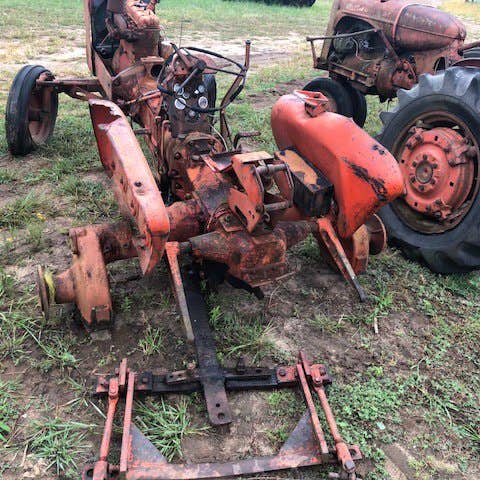 Used Allis Chalmers D14 Tractor parts.