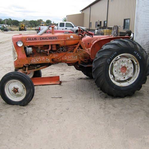 Used Allis Chalmers d15 Tractor parts.