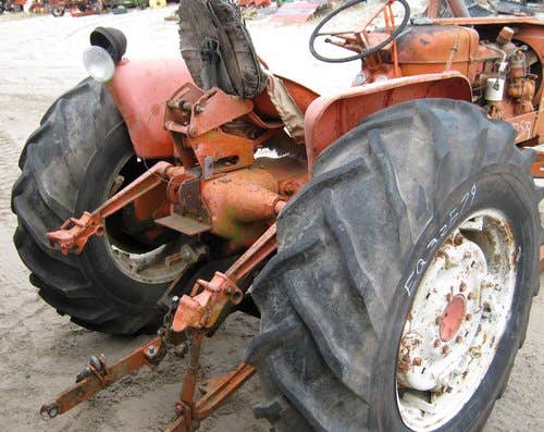 Used Allis Chalmers d15 Tractor parts.