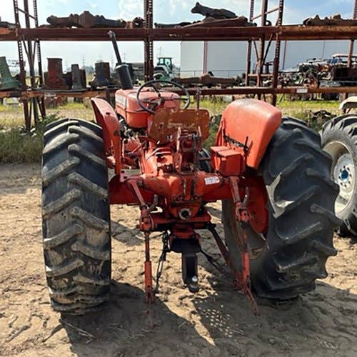 Used Allis Chalmers D15 Tractor parts.