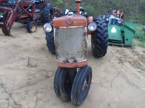 Used Allis Chalmers D17 Tractor parts.