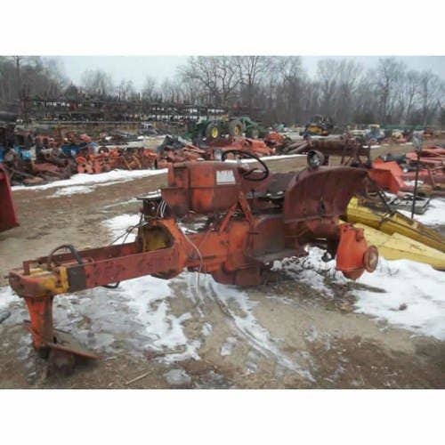 Used Allis Chalmers d17 Tractor parts.