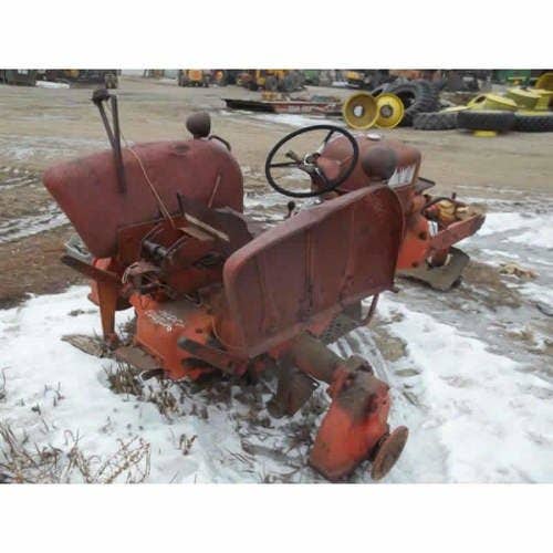 Used Allis Chalmers d17 Tractor parts.