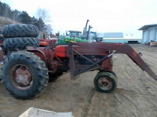 Used Allis Chalmers D17 Tractor parts.