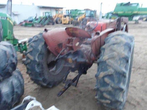 Used Allis Chalmers D17 Tractor parts.