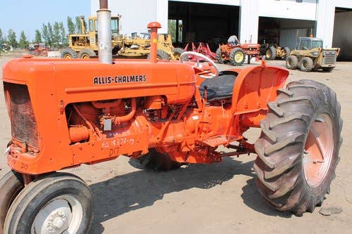 Used Allis Chalmers D17 Tractor parts.
