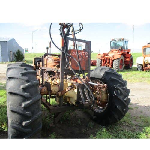 Used Allis Chalmers D17 Tractor parts.