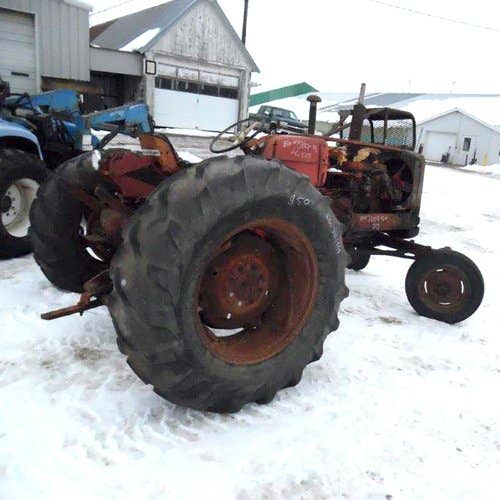 Used Allis Chalmers D17 Tractor parts.