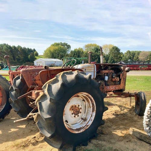 Used Allis Chalmers D17 Tractor parts.