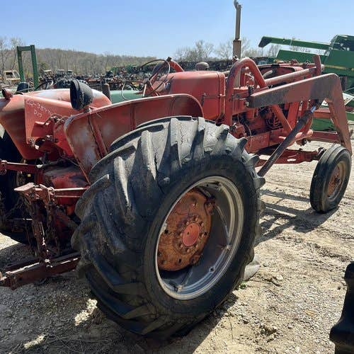 Used Allis Chalmers D17 Tractor parts.