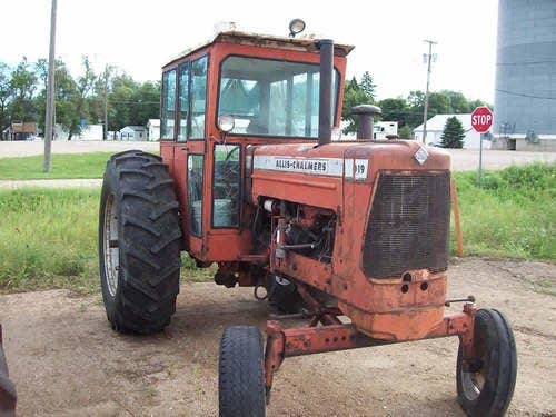 Used Allis Chalmers d19 Tractor parts.