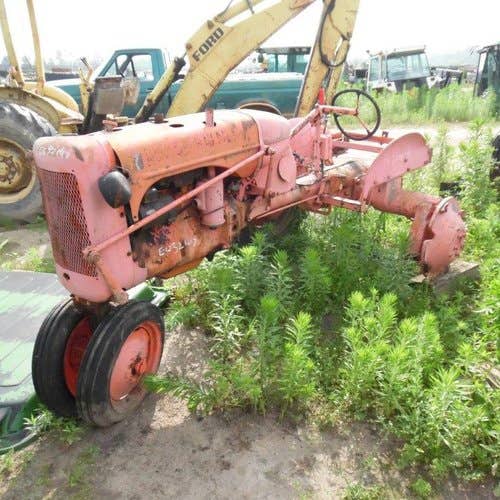 Used Allis Chalmers B Tractor parts.