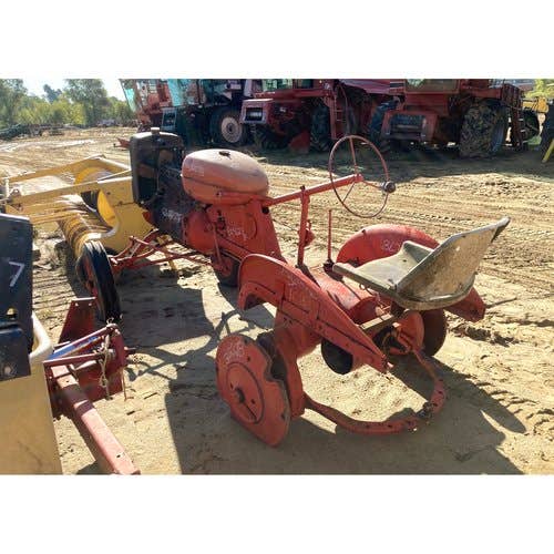 Used Allis Chalmers B Tractor parts.