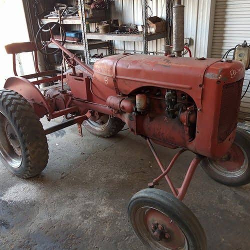 Used Allis Chalmers B Tractor parts.