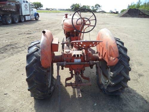 Used Allis Chalmers Wd Tractor parts.
