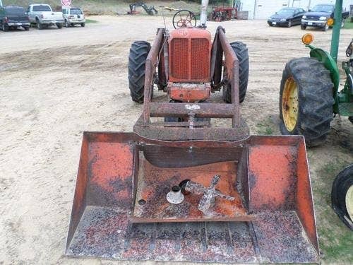 Used Allis Chalmers WD Tractor parts.