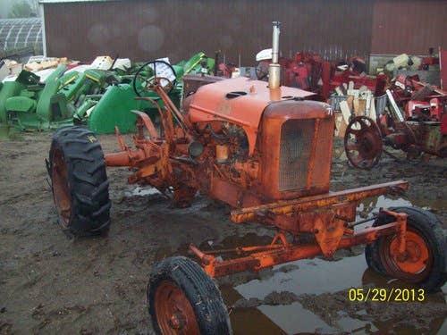 Used Allis Chalmers WD45 Tractor parts.