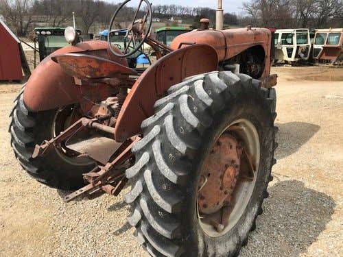 Used Allis Chalmers wd45 Tractor parts.