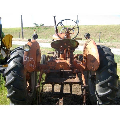 Used Allis Chalmers wd45 Tractor parts.
