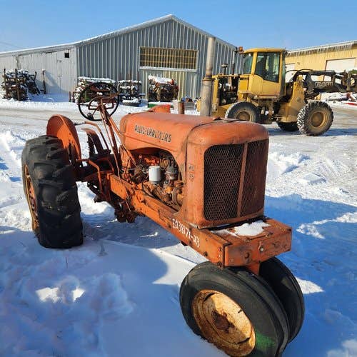 Used Allis Chalmers wd45 Tractor parts.