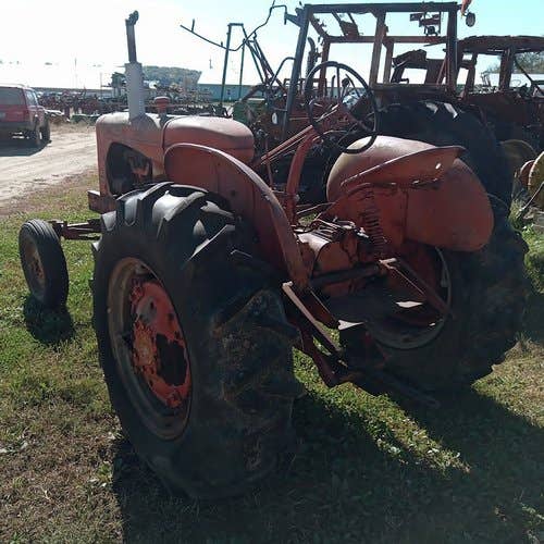 Used Allis Chalmers wd45 Tractor parts.