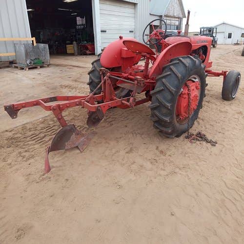 Used Allis Chalmers WD45 Tractor parts.