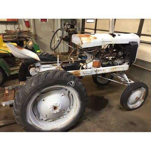Used Avery BF Tractor parts.