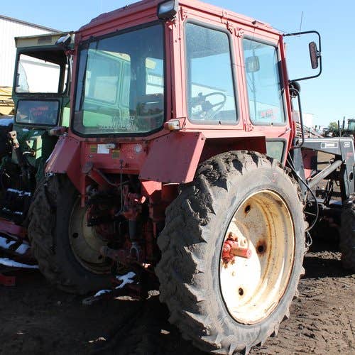 Used Belarus 825 Tractor parts.