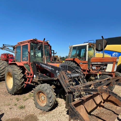 Used Belarus 825 Tractor parts.