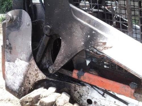 2005 Used Bobcat S205 Skid Steer Loader parts.