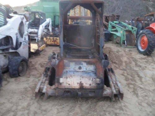 2006 Used Bobcat T300 Skid Steer Loader parts.