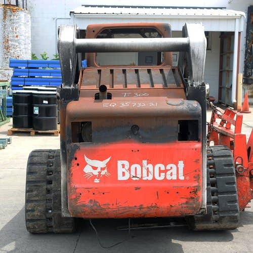 2009 Used Bobcat T300 Skid Steer Loader parts.
