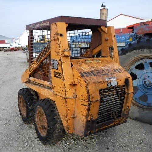 Used Case 1825 Skid Steer Loader parts.