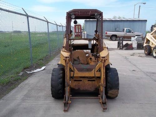 1983 Used Case 1835b Skid Steer Loader parts.