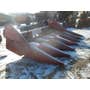 Used Case IH 1063 Header parts. Used Case IH 1063 Header parts.