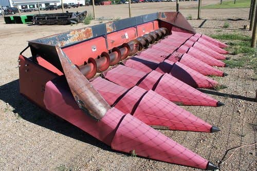 Used Case IH 1083 Header parts.