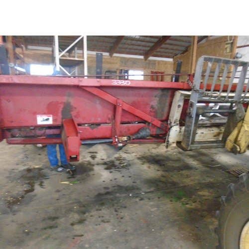 Used Case IH 1083 Header parts.