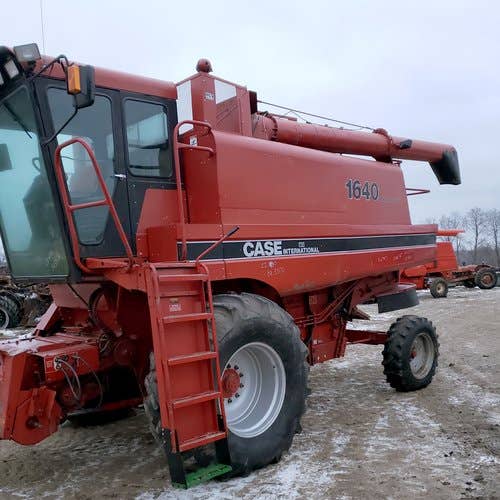 Used Case IH 1640 Combine Parts Used Case IH 1640 Combine Parts