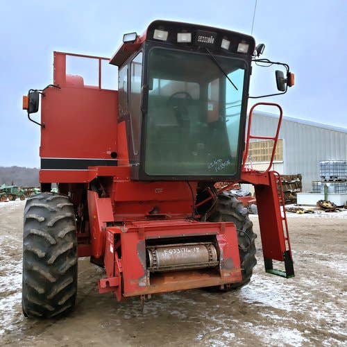 Used Case IH 1640 Combine parts.