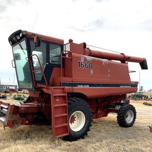 Used Case IH 1660 Combine Parts