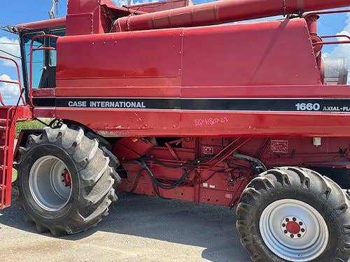 Used Case IH 1660 Combine parts.
