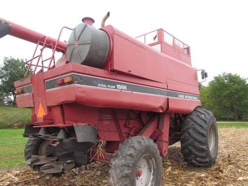 1993 Used Case IH 1666 Combine parts.