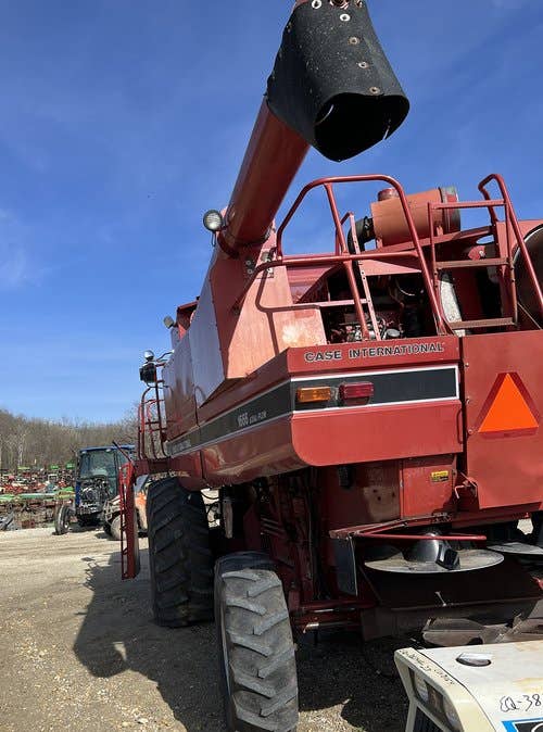 Used Case IH 1666 Combine parts.