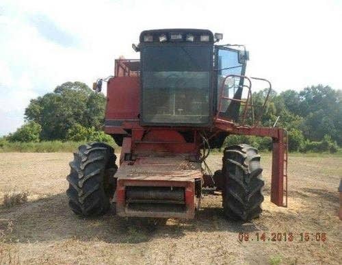1990 Used Case IH 1680 Combine parts.