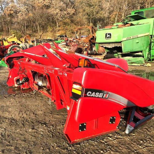 Used Case IH 3206 Header parts.