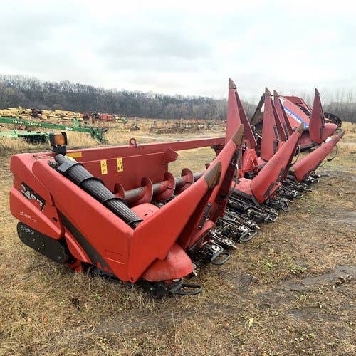 Used Case IH 4408 Header parts.