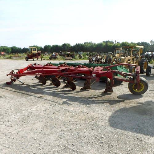Used Case IH 7500 Tillage parts.