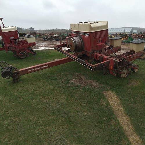 Used Case IH 800 Planter parts.