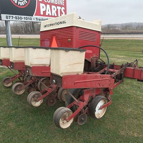 Used Case IH 800 Planter parts.